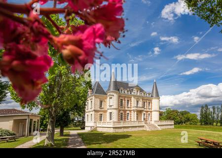 BORDEAUX, FRANCE -5 MAI 2023 : Château Lamothe Bergeron - l'un des vignerons les plus célèbres de France Banque D'Images