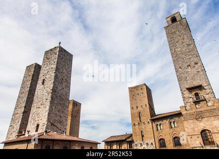 L'Italie, la Toscane. San Gimignano ville médiévale avec tours de défense 14 Banque D'Images