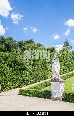 Florence, Italie. Vieux Jardins de Boboli au cours d'une journée ensoleillée en saison estivale Banque D'Images