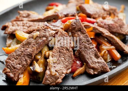 Aliments grillés - viande avec légumes Banque D'Images