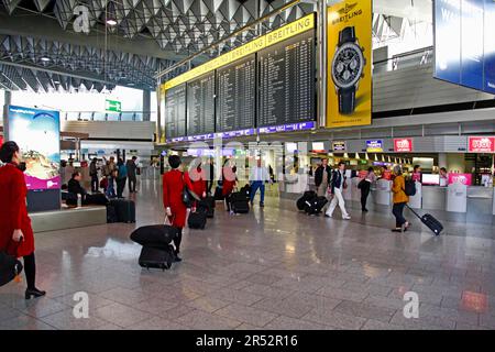 Terminal 1, Hall des départs internationaux, aéroport de Francfort-sur-le-main, Hesse, Allemagne Banque D'Images