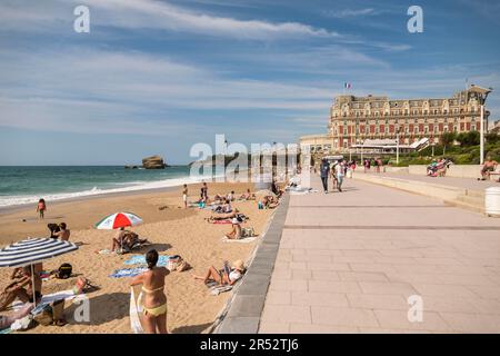 Grande plage, Biarritz, Pyrénées-Atlantiques, Aquitaine, pays Basque, France Banque D'Images