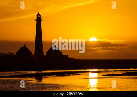 Westerheversand phare, Schleswig-Holstein mer des Wadden Parc National, Büsum, Eiderstedt Péninsule, Frise du Nord, Schleswig-Holstein, Allemagne Banque D'Images