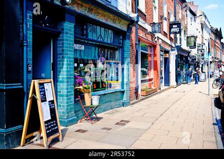 Restaurants et pubs à Micklegate, York, Yorkshire, Angleterre Banque D'Images