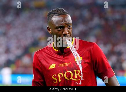Tammy Abraham de Roma avant la finale de l'UEFA Europa League à l'arène de Puskas, Budapest. Date de la photo: Mercredi 31 mai 2023. Banque D'Images