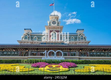 Statues de célébration de 100 ans de Disney au Royaume magique en Floride Banque D'Images