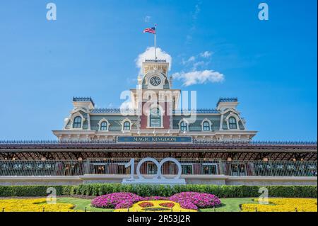 Statues de célébration de 100 ans de Disney au Royaume magique en Floride Banque D'Images