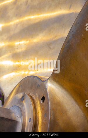 Vue abstraite d'un héliport en bronze le long du front de mer de Steveston en Colombie-Britannique Canada Banque D'Images