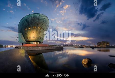 Le Centre des sciences Nemo sur waterfront, Amsterdam, Pays-Bas Banque D'Images