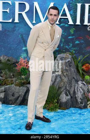 Jonas Hauer-King participe à la première britannique de la « petite Sirène » à Odeon Luxe Leicester Square sur 15 mai 2023 à Londres, en Angleterre. Banque D'Images