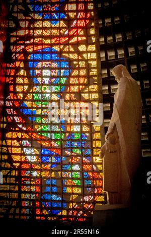 Brésil, Rio de Janeiro : la cathédrale métropolitaine de Saint-Sébastien (Catedral de Sao Sebastiao) Banque D'Images