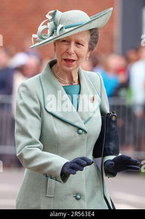 HRH Princess Royal, Princesse Anne photographiée lors d'une visite à Winchester, Royaume-Uni Banque D'Images