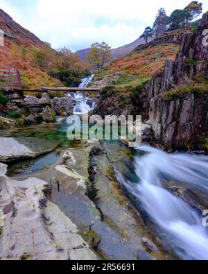 Snowdonia, pays de Galles - 1 novembre 2022 : les cascades au-dessus de Hafod-y-llan sur le chemin des Watkins jusqu'à Snowdon, pays de Galles Banque D'Images
