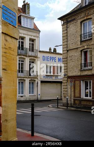 Dieppe, Normandie, France - 24 juin 2022 : place Louis Vitet. Personne. Banque D'Images