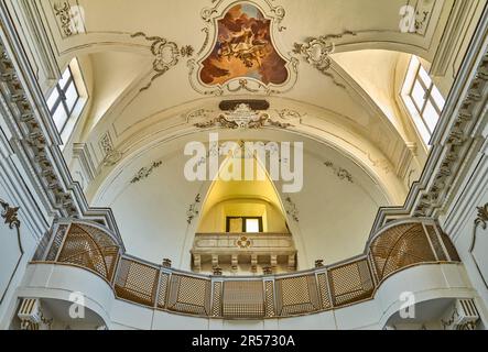 Syrcuse, Italie - 1 novembre 2022 : les fresques du plafond de la nef de l'église Santa Lucia alla Badia Banque D'Images