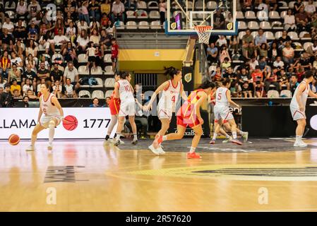 vigo, Espagne. 26th mai 2023. L'équipe des joueurs espagnols exécute une attaque contre la dure défense de l'équipe nationale chinoise. Crédit: Xan G. Banque D'Images