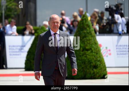 Bulboaca, Moldavie. 01st juin 2023. Bulboaca, Moldavie. 01 juin 2023. Le chancelier allemand OLAF Schotz arrive au sommet de la Communauté politique européenne au château de Mimi, à 1 juin 2023, à Bulboaca, en Moldavie. Crédit: Pool photo/Bureau de presse présidentiel ukrainien/Alamy Live News Banque D'Images