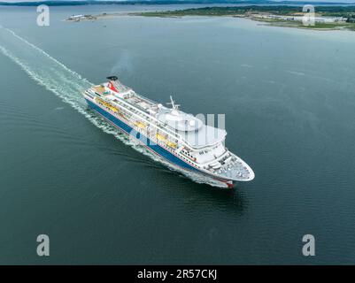 Balmoral est un navire de croisière appartenant à Fred et exploité par lui. Olsen Cruise Lines. Bateau de croisière MV Balmoral arrivant à Southampton vues aériennes. Banque D'Images