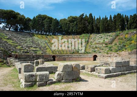 Théâtre grec, Tindari, Sicile, Italie, Amphithéâtre Banque D'Images