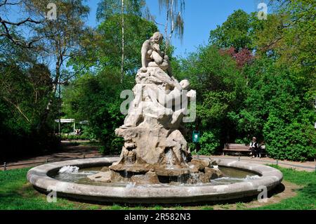 Fontaine d'inondation, Perelsplatz, Friedenau, Berlin, Fontaine d'inondation, Paul Aichele, Allemagne Banque D'Images