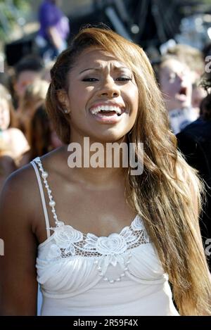 Paulini Curuenavuli des jeunes Divas la Grande finale australienne de l'Idol 2007 qui s'est tenue à l'Opéra de Sydney, où les deux autres participants, Matt Corby, 17 ans, et Natalie Gauci, 25 ans, ont remporté les honneurs avec Natalie Gauci qui a été déclarée gagnante pour 2007. Sydney, Australie. 25.10.07. Banque D'Images