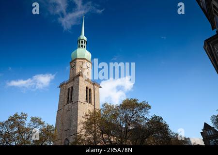 Photo du chuch de l'église de la rérénoldikirche à Dortmund, Allemagne. L'église protestante luthérienne de Saint Reinold est, selon sa date de fondation Banque D'Images