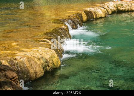 Les belles piscines de Semuc Champey, Rio Cabohon, Lanquin, Alta Verapaz, Guatemala Banque D'Images