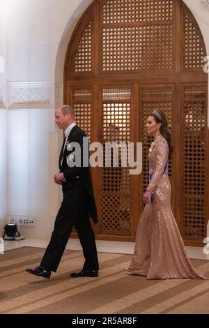 Amman, Jordanie. 01st juin 2023. Leurs Majestés le roi Abdallah II et la reine Rania Al Abdullah, leurs Altesses royales le prince héritier Al Hussein et la princesse Rajwa Al Hussein, ainsi que les parents de son Altesse Royale accueillent les invités de l'accueil le prince et la princesse de Galles, William et Kate, à Amman, en Jordanie, sur 1 juin 2023. (Photo de la Cour royale hachémite RHC via Credit: SIPA USA/Alamy Live News Banque D'Images