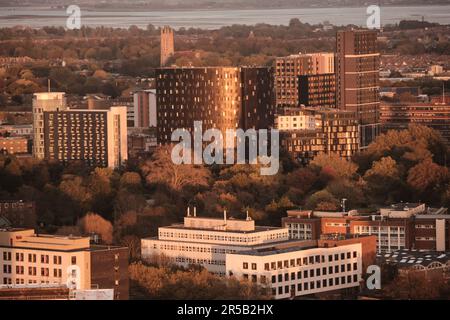 Vue aérienne de la ville et du port de Portsmouth, Hampshire, sud de l'Angleterre Banque D'Images