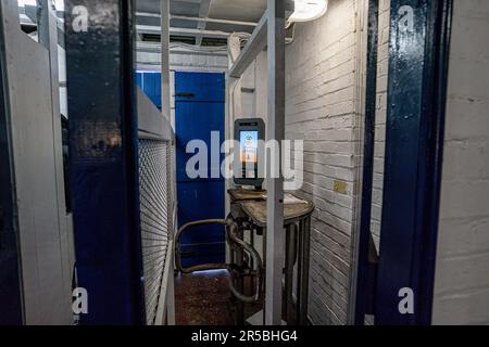 Luton, Royaume-Uni. 29th mai 2023. Vue générale les tourniquets à l'intérieur du Kenilworth Road Stadium qui accueillera désormais le football de la Premier League après la promotion du club de football de Luton Town par le biais du championnat de jeu. Photo prise avant le match de championnat Sky Bet entre Luton Town et Stoke City à Kenilworth Road, Luton, Angleterre, le 6 novembre 2021. Photo de David Horn. Crédit : Prime Media Images/Alamy Live News Banque D'Images