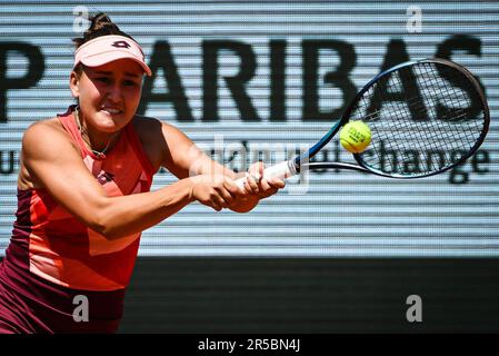 Kamilla RAKHIMOVA de Russie pendant la sixième journée de Roland-Garros 2023, Grand tournoi de tennis de Slam, sur 02 juin 2023 au stade Roland-Garros à Paris, France - photo: Matthieu Mirville/DPPI/LiveMedia Banque D'Images
