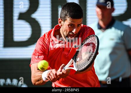 Novak DJOKOVIC de Serbie au cours de la sixième journée de Roland-Garros 2023, tournoi de tennis Grand Slam, sur 02 juin 2023 au stade Roland-Garros à Paris, France - photo: Matthieu Mirville/DPPI/LiveMedia Banque D'Images