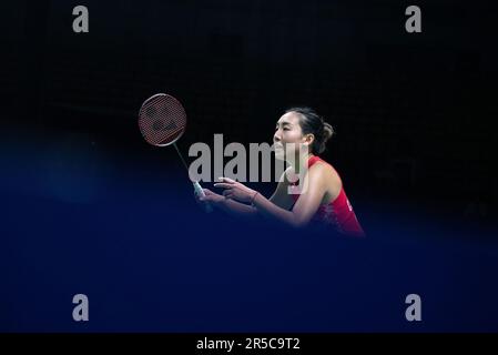 Bangkok, Thaïlande. 02nd juin 2023. Michelle Li du Canada joue contre Carolina Marin de l'Espagne pendant le single de Badminton Women au Thailand Open 2023 au stade intérieur de Huamark. Carolina Marin a gagné Michelle Li 2:0 (21:19, 21:12). (Photo de Peerapon Boonyakiat/SOPA Images/Sipa USA) crédit: SIPA USA/Alay Live News Banque D'Images