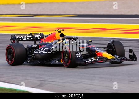 Montmelo, Espagne. 02nd juin 2023. Sergio Perez de l'écurie Red Bull Racing Team sur la piste en vue du Grand Prix d'Espagne F1 au circuit de Barcelone-Catalunya sur 02 juin 2023 à Barcelone, Espagne. Crédit : DAX Images/Alamy Live News Banque D'Images