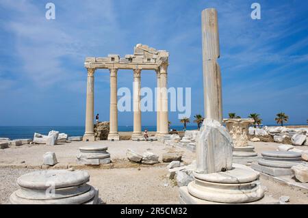 Temple d'Apollon à côté, Temple d'Apollon, Riviera turque, Turquie Banque D'Images