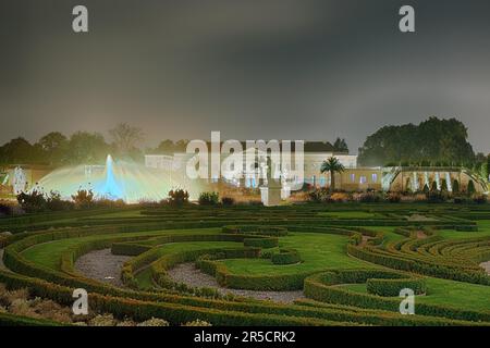 Herrenhaeuser Gardens Palace illuminait Hanovre en Allemagne Banque D'Images