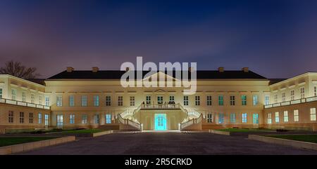 Herrenhaeuser Gardens Palace illuminait Hanovre en Allemagne Banque D'Images