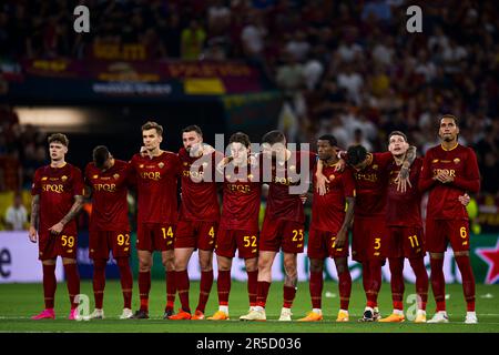 Budapest, Hongrie. 31 mai 2023. Les joueurs d'AS Roma sont vus pendant les tirs de pénalité du match de football final de l'UEFA Europa League entre le FC Séville et AS Roma. Credit: Nicolò Campo/Alay Live News Banque D'Images