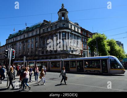 Le Grand Central Dublin Bar sur O'Connell Street à Dublin, Irlande. Banque D'Images