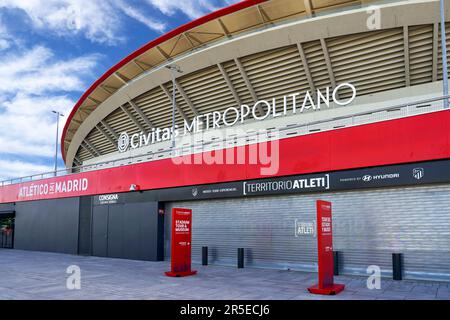 Vue sur l'arène moderne Civitas Metropolitano - le lieu de résidence officiel du FC Atletico Madrid Banque D'Images