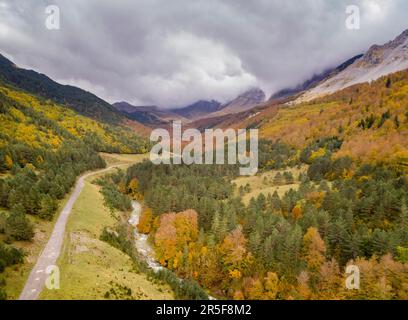 Ravin de Petraficha, Zuriza, dans l'ouest, vallées du massif pyrénéen, province de Huesca, Aragon, Espagne, Europe Banque D'Images