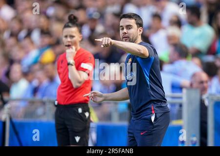 Eindhoven, pays-Bas. 03rd juin 2023. EINDHOVEN, PAYS-BAS - JUIN 3: L'entraîneur Jonatan Giraldez du FC Barcelone gestes pendant le match final de la Ligue des champions de l'UEFA entre le FC Barcelone et VfL Wolfsburg au stade PSV sur 3 juin 2023 à Eindhoven, pays-Bas (photo de Joris Verwijst/Orange Pictures) Credit: Orange pics BV/Alay Live News Banque D'Images