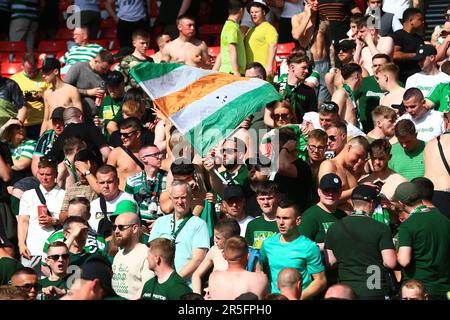 Glasgow, Écosse, Royaume-Uni. 3rd juin 2023 ; Hampden Park, Glasgow, Écosse : finale de football de la coupe écossaise, Celtic versus Inverness Caledonian Thistle ; Celtic fans Credit: Action plus Sports Images/Alamy Live News Banque D'Images