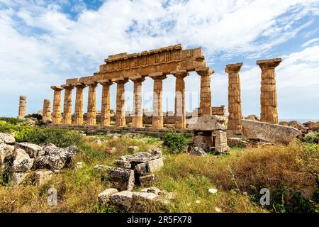 Acropole de Selinus. Temple C. Parco Archeologico, Selinunte à Castelvetran, Sicile, Italie. Banque D'Images