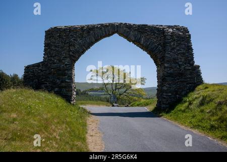 L'arche / arche Hafod - entrée de la vallée d'Elan Banque D'Images