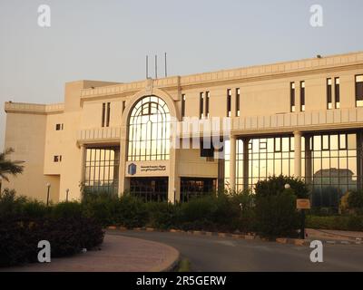 Le Caire, Egypte, 20 mai 2023: L’Université française en Egypte Université française d’Égypte UFE, institution d’enseignement supérieur sous double supervision d’EG Banque D'Images