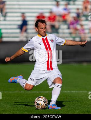 Cary, Caroline du Nord, États-Unis. 2nd juin 2023. 19 JOSÃ‰ FUENZALIDA GANA du DMV diplomates FC tir contre Newtown Pride FC au WakeMed Soccer Park, Cary NC pendant le TST. (Credit image: © Paul Morea/ZUMA Press Wire) USAGE ÉDITORIAL SEULEMENT! Non destiné À un usage commercial ! Banque D'Images