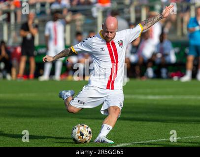 Cary, Caroline du Nord, États-Unis. 2nd juin 2023. DMV Diplomat FC #17 MIROSLAV STOCH tir sur but contre Newtown Pride FC au WakeMed Soccer Park, Cary NC pendant la TST. (Credit image: © Paul Morea/ZUMA Press Wire) USAGE ÉDITORIAL SEULEMENT! Non destiné À un usage commercial ! Banque D'Images