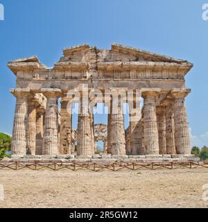 Les principales caractéristiques du site aujourd'hui sont les vestiges de trois grands temples de style dorique, datant de la première moitié du 6e siècle avant J.-C. Banque D'Images