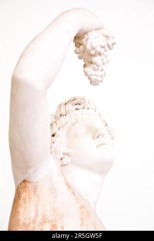 Statue aux raisins, pose classique, originale (plus de 1600 ans) Banque D'Images